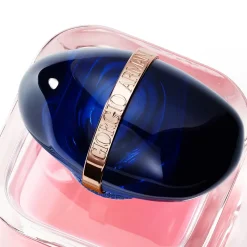 Armani Parfums Floraux><noscript><img width=