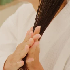 Aveda Crèmes Coiffantes|Sérum Et Huile><noscript><img width=