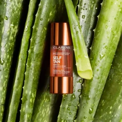 Clarins Auto-bronzants Et Maquillage Solaire><noscript><img width=