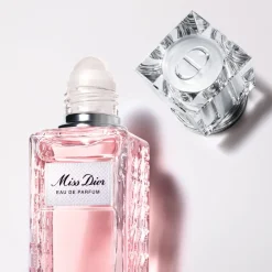 DIOR Parfums Frais|Parfums Floraux><noscript><img width=