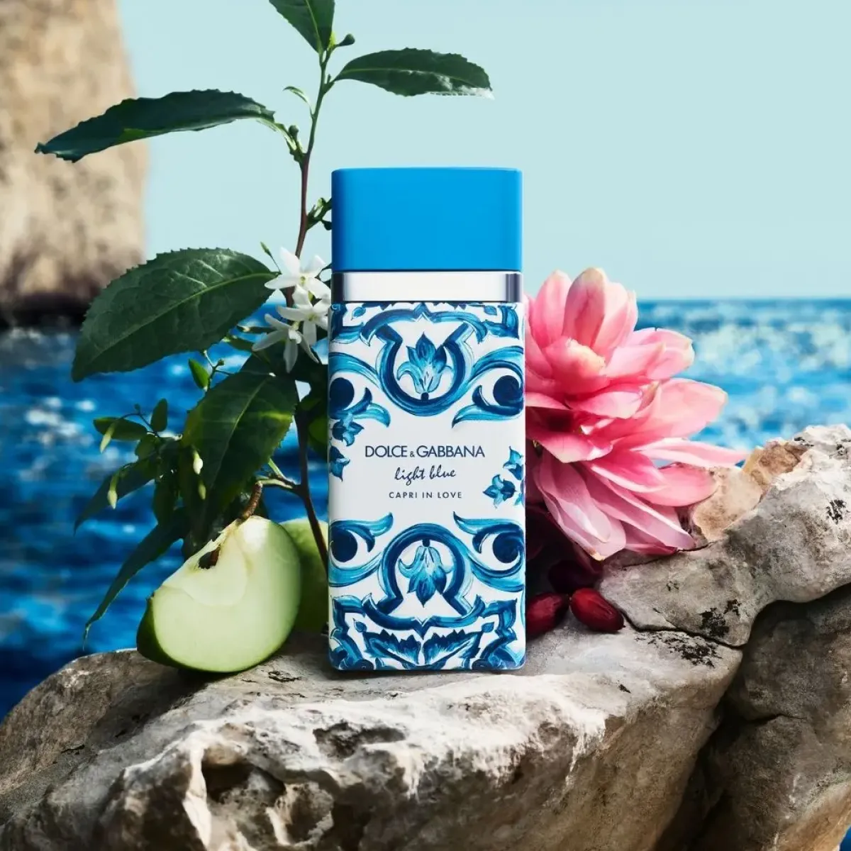 Dolce & Gabbana Parfums Floraux>Light Blue Capri in Love Eau de Parfum