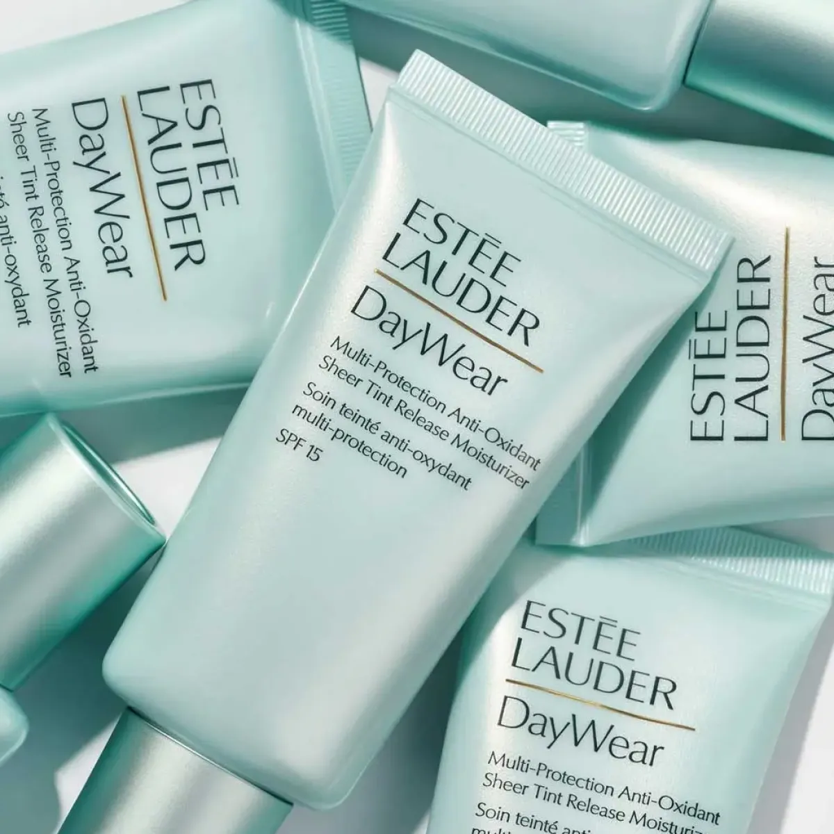 Estée Lauder Crème De Jour>Estee Lauder DayWear Sheer Tint Release Multi-Protection Anti-Oxidant Moisturizer SPF15