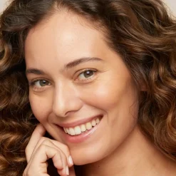 Estée Lauder Fondation><noscript><img width=