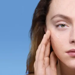 La Roche-Posay Serum><noscript><img width=