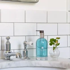 Molton Brown Mains Et Pieds><noscript><img width=
