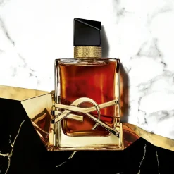 Yves Saint Laurent Parfums Épicés|Parfums Floraux><noscript><img width=